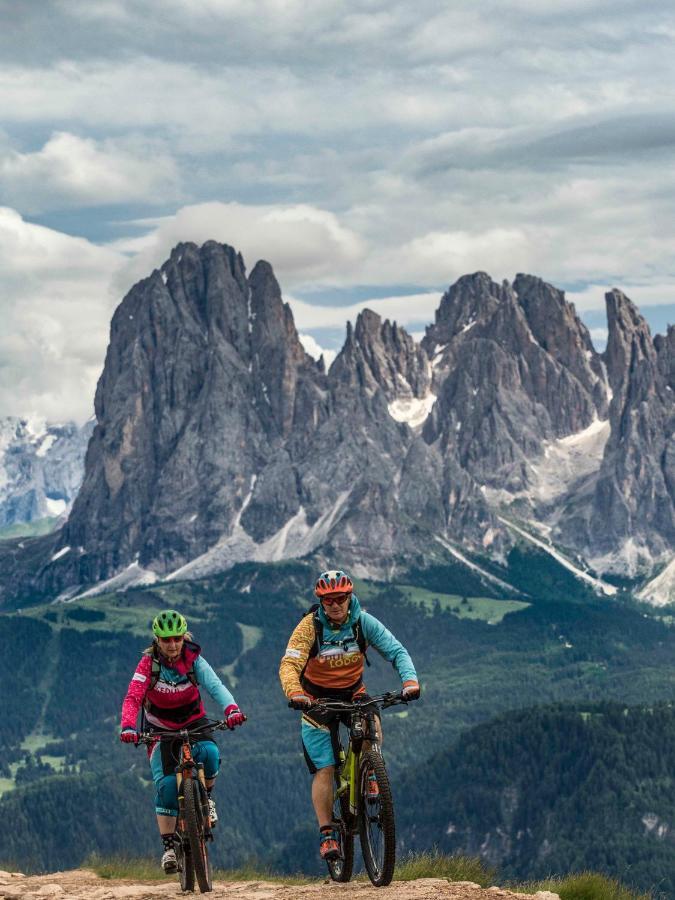 Kedul Lodge Santa Cristina Val Gardena Kültér fotó