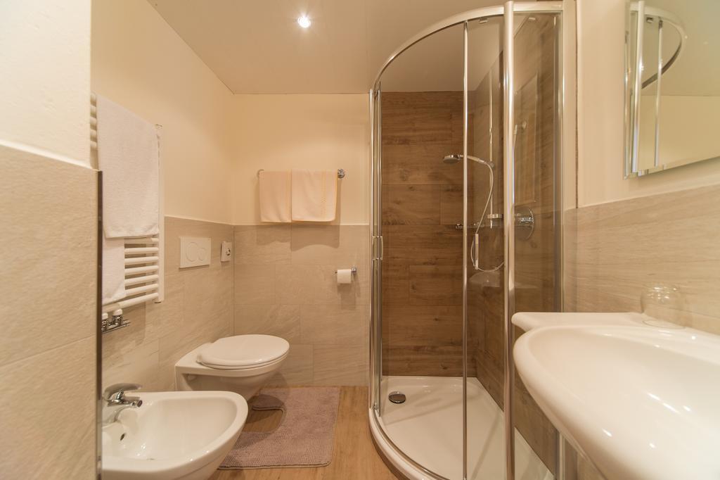 Kedul Lodge Santa Cristina Val Gardena Szoba fotó